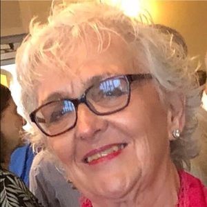 Meet your Posher, Sandy